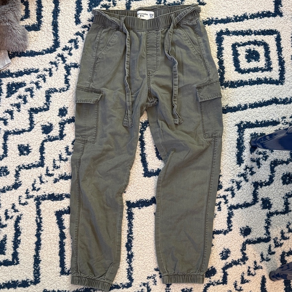Abercrombie Kids Olive Cargo Joggers